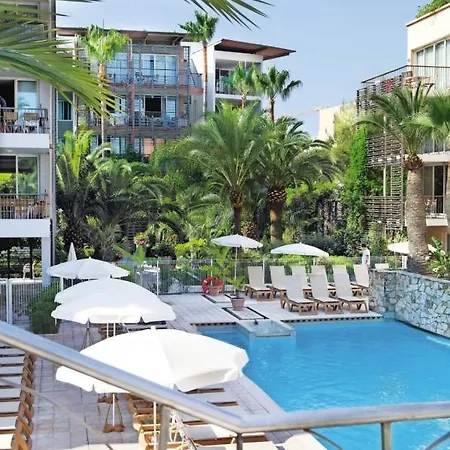 Port-prestige 2/3p 6 Jacuzzi Antibes