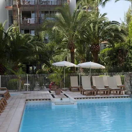Port-prestige 2/3p 6 Jacuzzi Apartament *